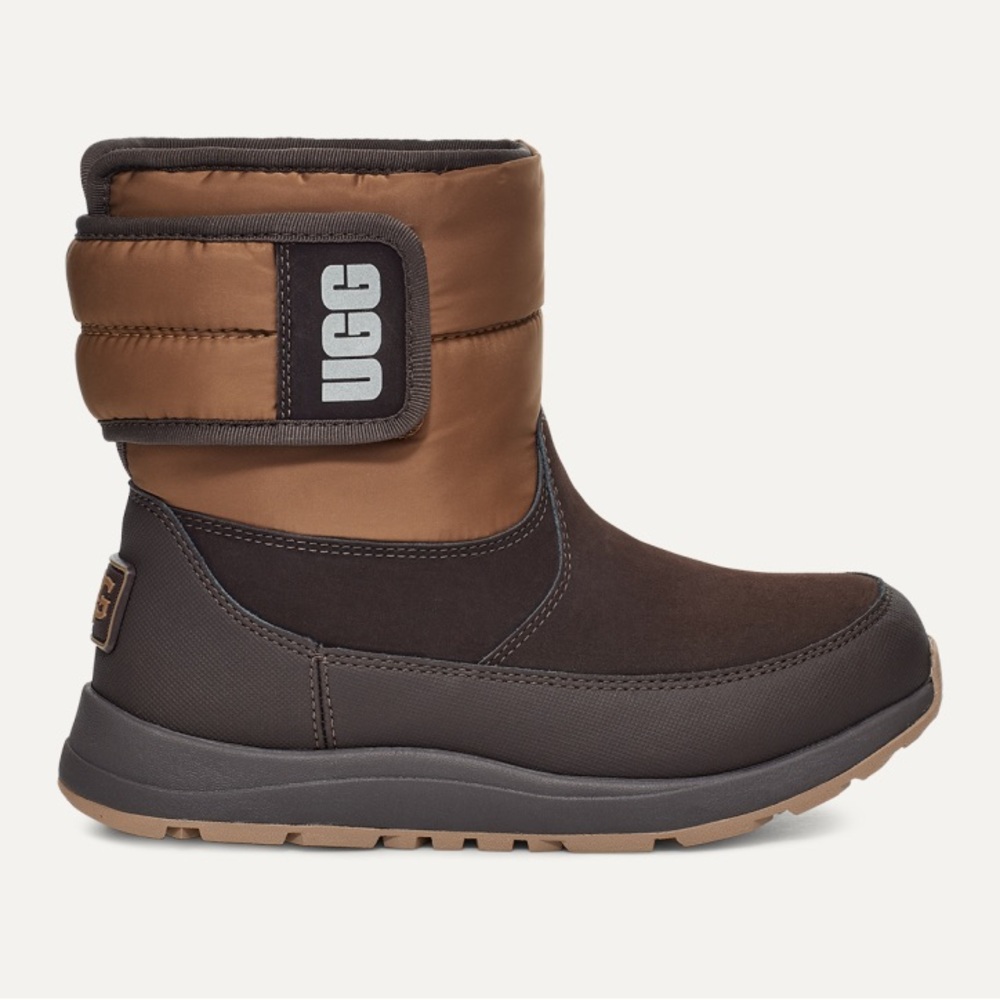 UGG Toty weather waterproof Brown Winter Boots. Size 6